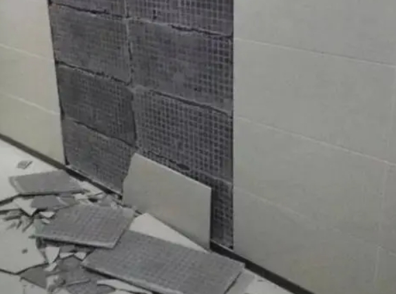 仁和瓷砖空鼓维修公司分享下仁和墙砖松动维修的知识